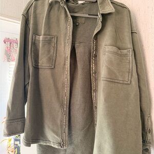 Aerie Women’s Sage Green Shirt Jacket